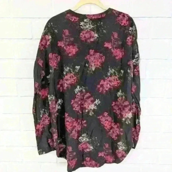 Lole Black/Pink Abstract Floral Button Down Top - Picture 3 of 5